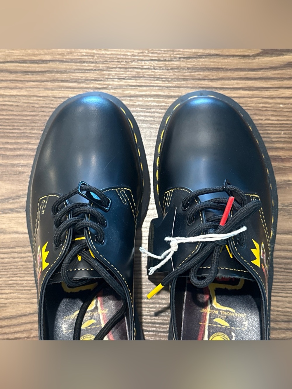 Men’s Size 5 / Womens Size 6 Dr. Martens Jean-Michael Basquiat 1461 Derby Oxford - Picture 4 of 10